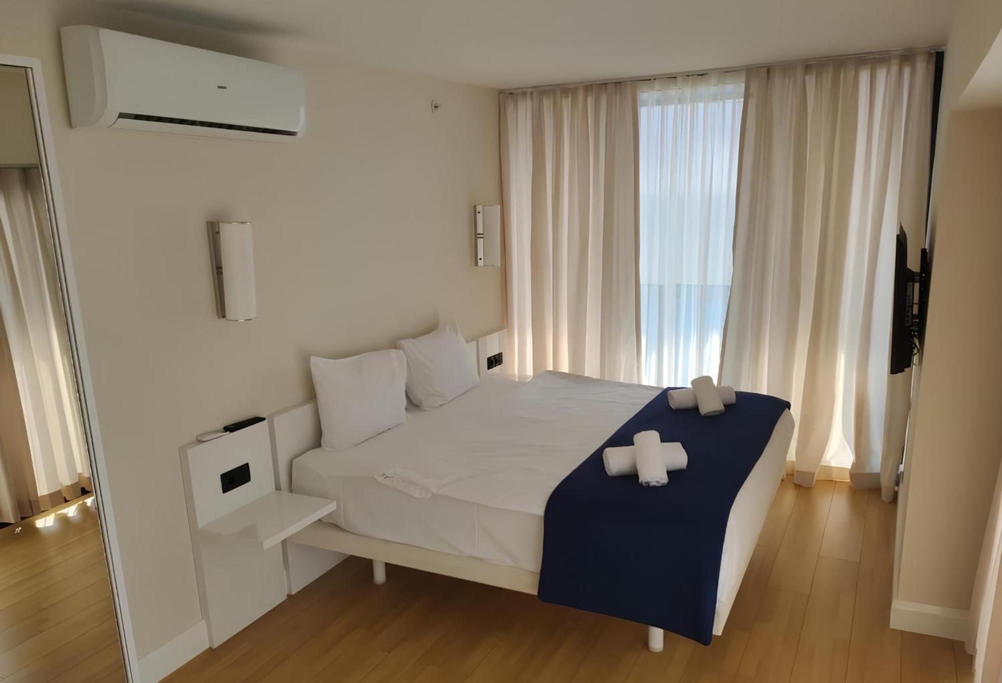 Ferienwohnung Orbi City Black Sea View Batumi Exterior foto