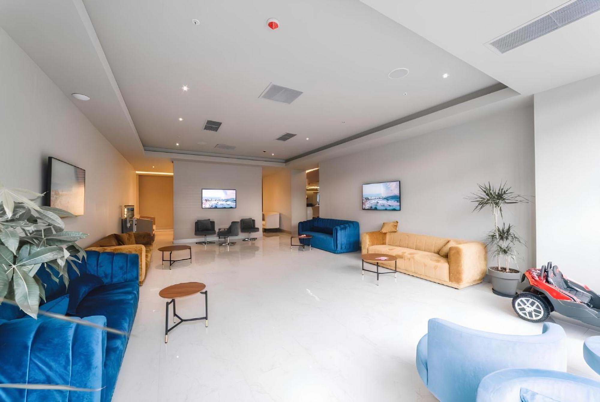 Ferienwohnung Orbi City Black Sea View Batumi Exterior foto