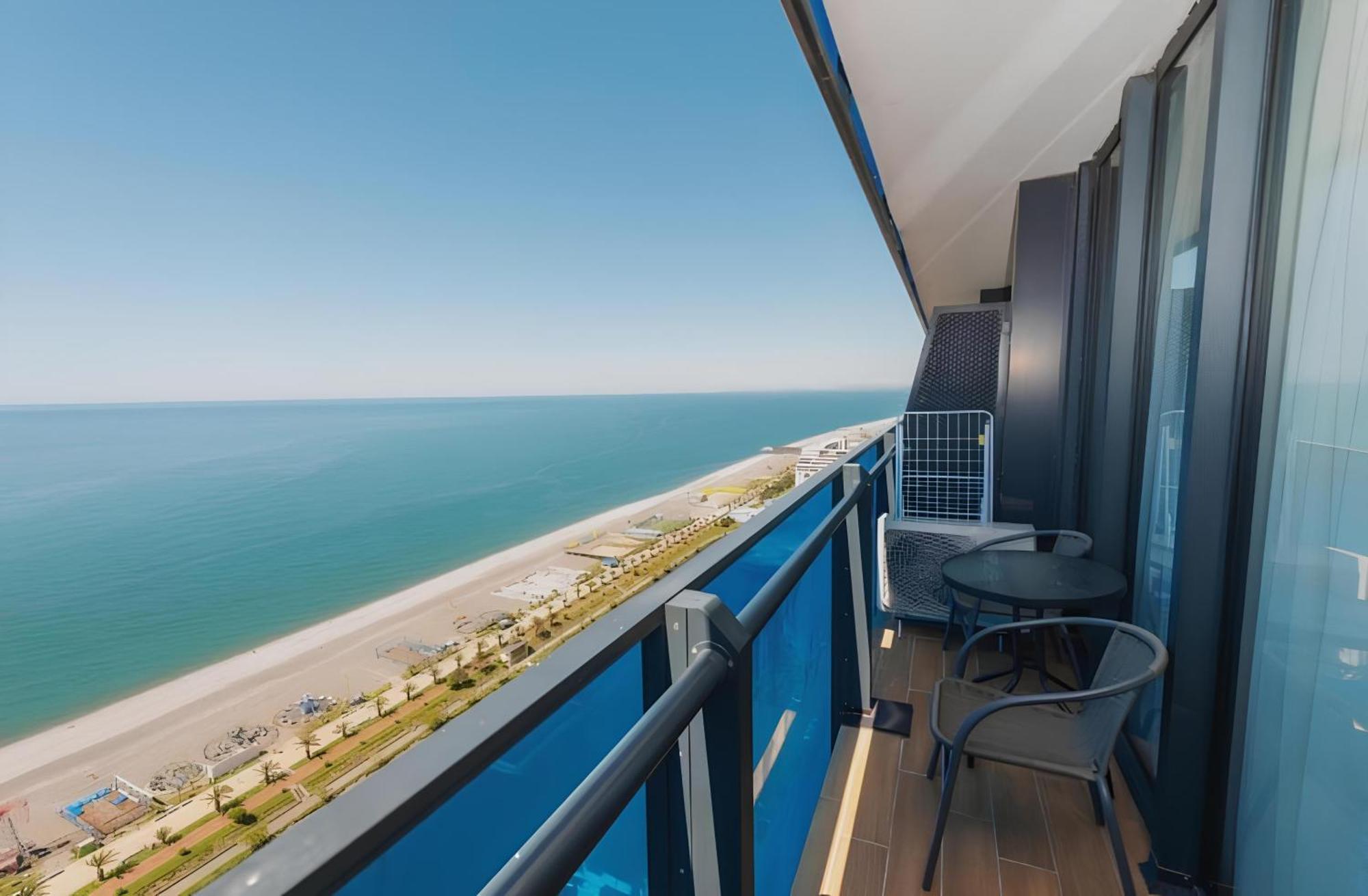 Ferienwohnung Orbi City Black Sea View Batumi Exterior foto